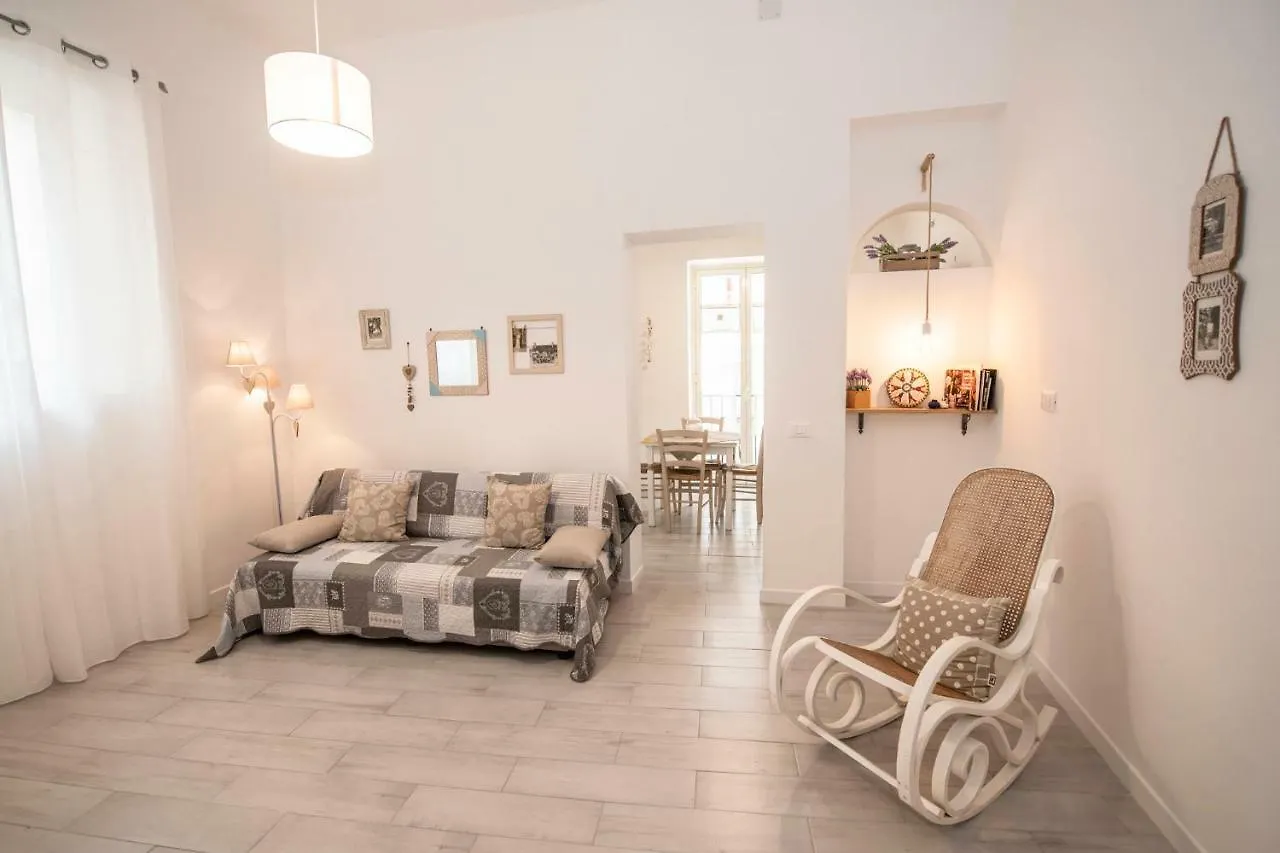 Castrum Lodge Palerme 0*,